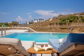 Kastro Seaview Pool Suites